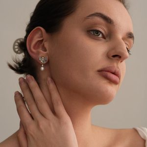 Floral Pearl Earrings