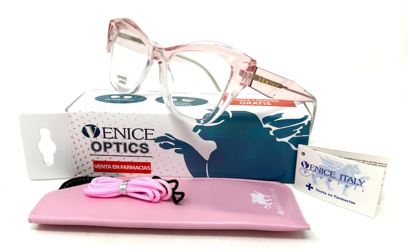 New model reading glasses, presbyopia glasses with blue light blocking, latest women's fashion.