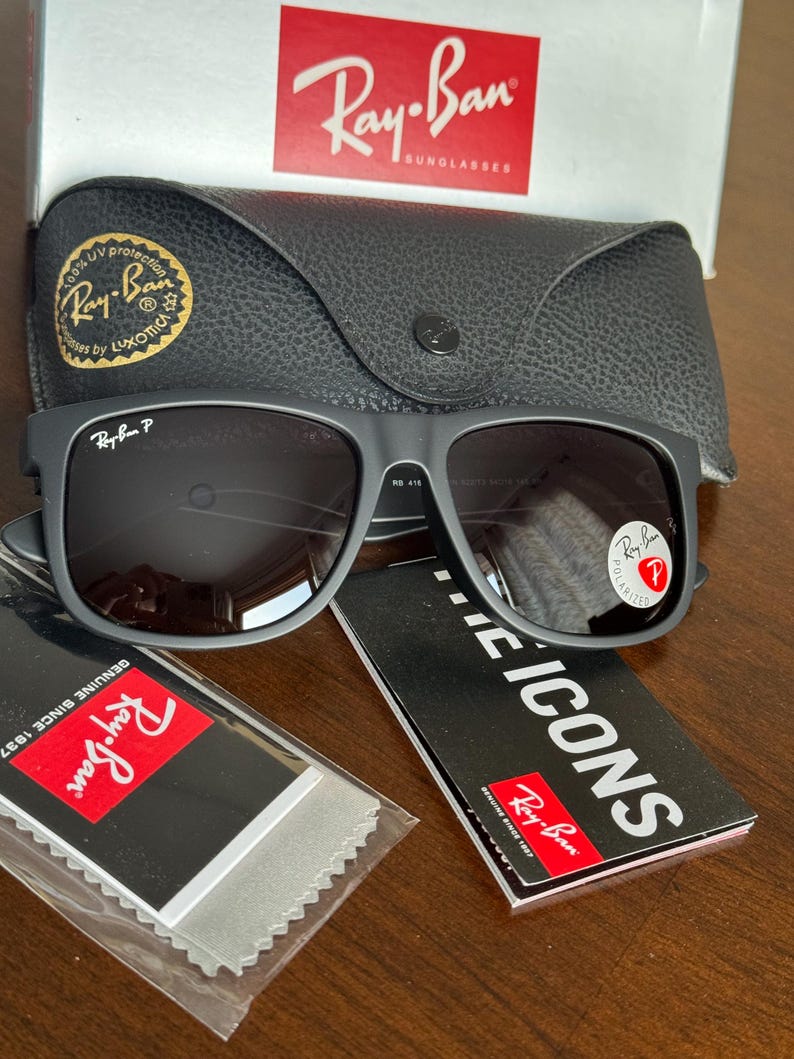 New Ray Ban Justin RB4165 Gradient Grey / Black Matte 54mm Sunglasses